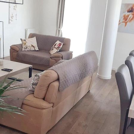 Modern Apartment In Cureghem Anderlecht 134 M² + Terrace Brussels Luaran gambar