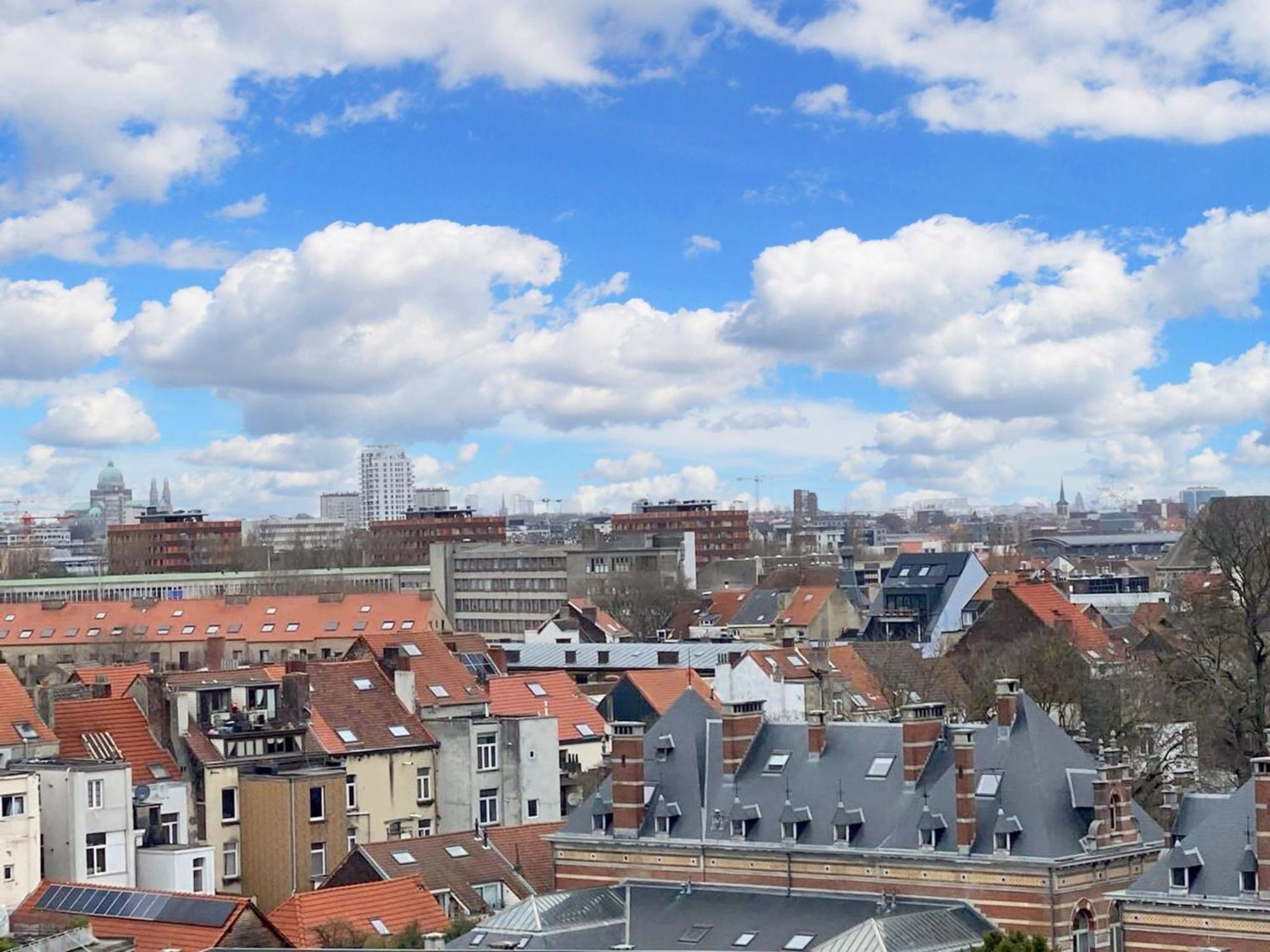 Modern Apartment In Cureghem Anderlecht 134 M² + Terrace Brussels Luaran gambar