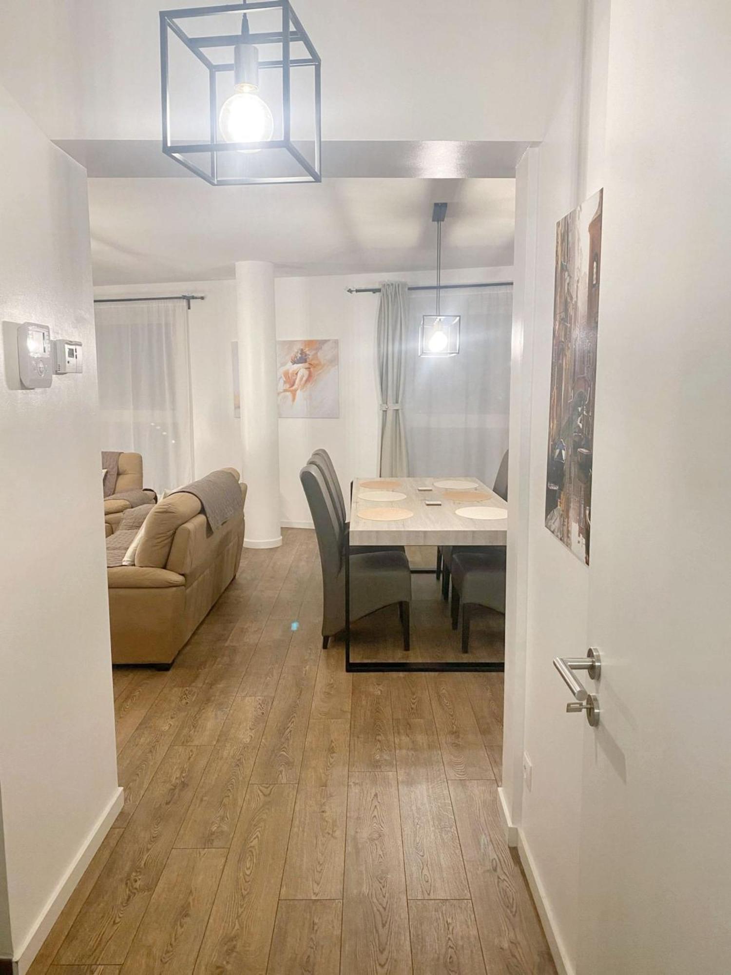 Modern Apartment In Cureghem Anderlecht 134 M² + Terrace Brussels Luaran gambar