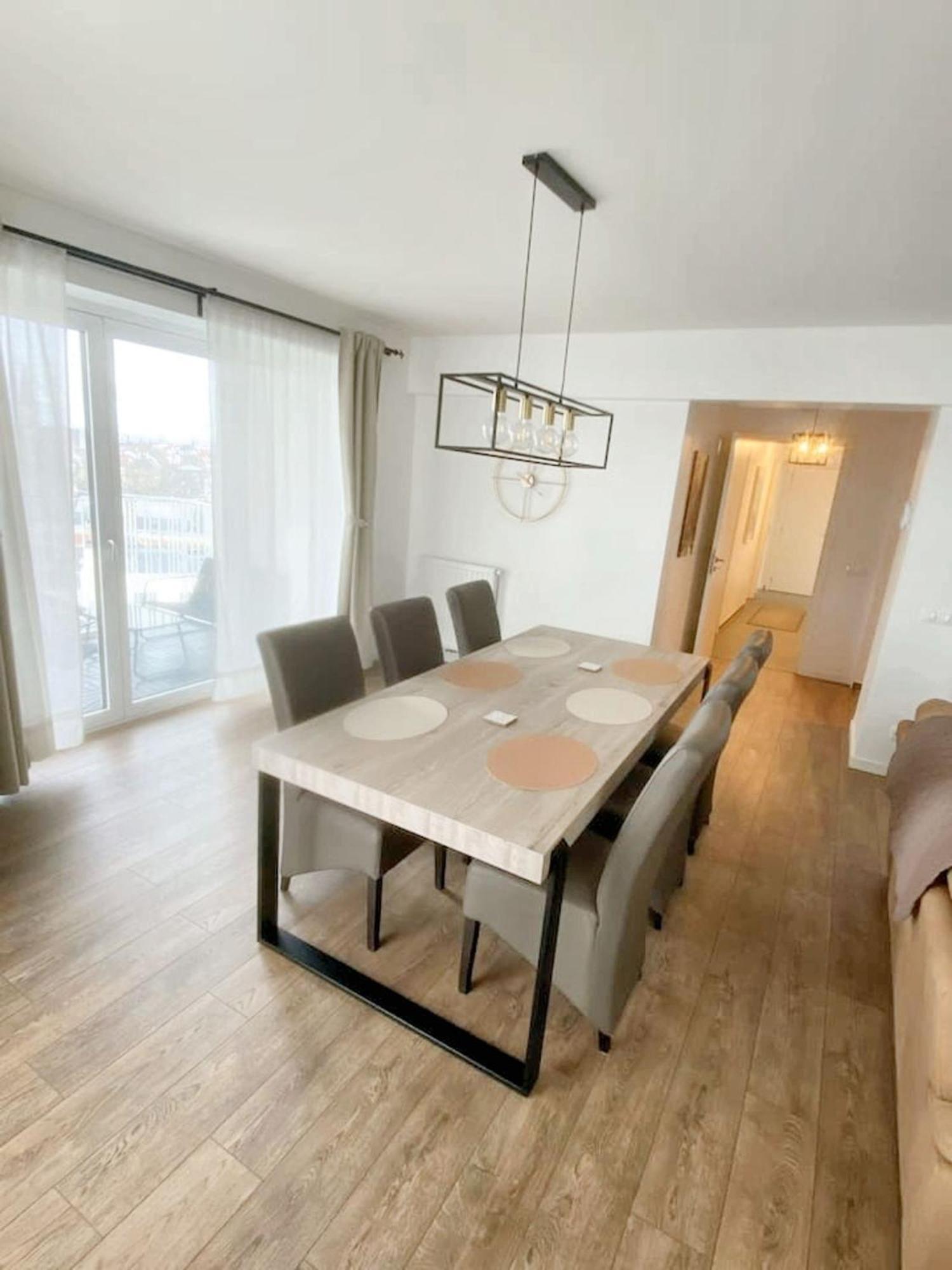 Modern Apartment In Cureghem Anderlecht 134 M² + Terrace Brussels Luaran gambar