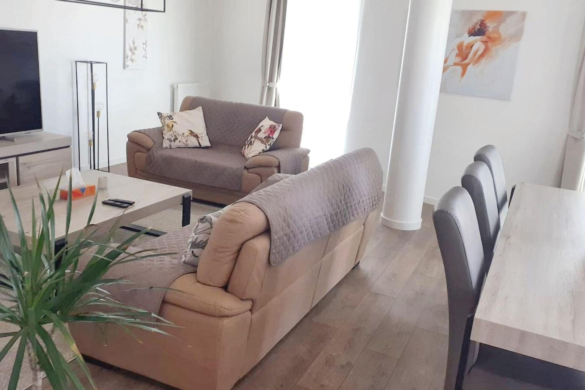 Modern Apartment In Cureghem Anderlecht 134 M² + Terrace Brussels Luaran gambar